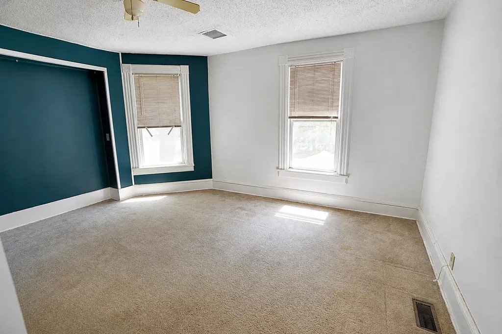 502 E 10th Winfield KS 67156