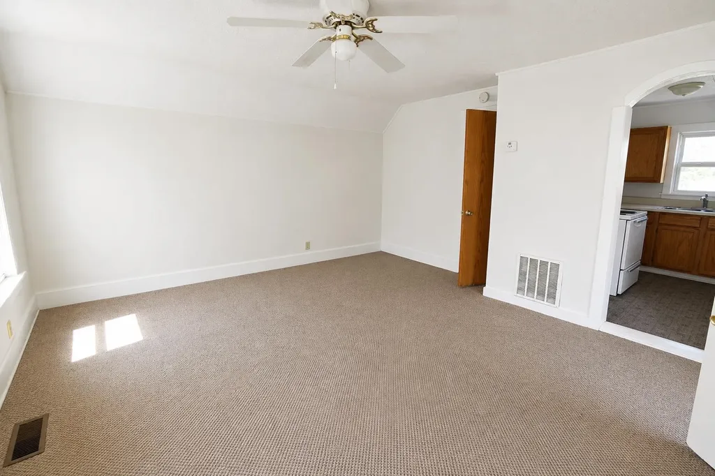 502 E 10th Winfield KS 67156
