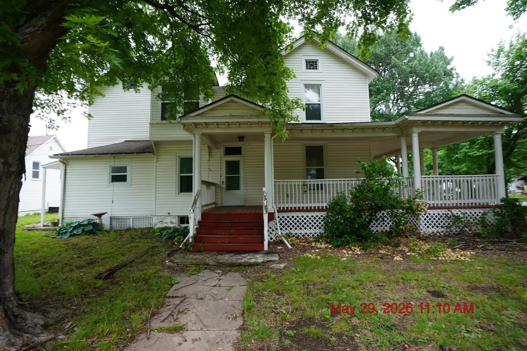 502 E 10th Winfield KS 67156