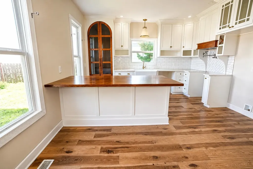502 E 10th Winfield KS 67156
