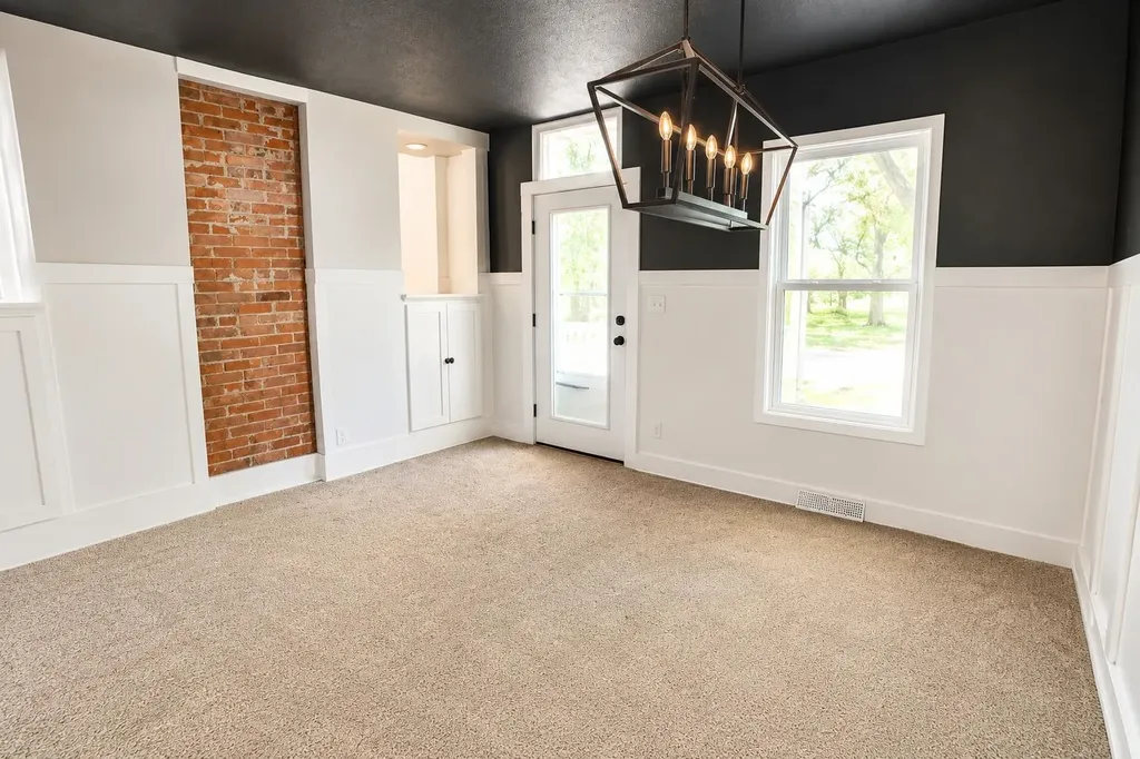 502 E 10th Winfield KS 67156