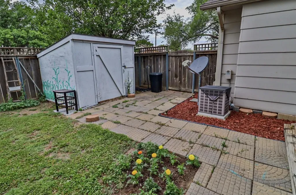 1738 S Beech Court Wichita KS 67207