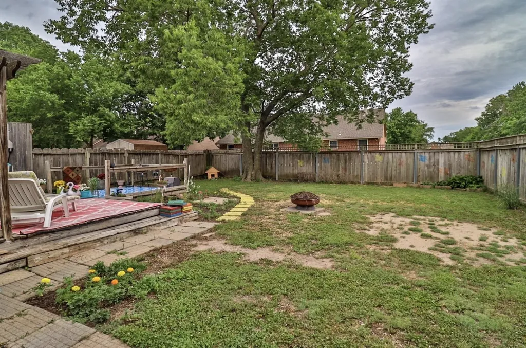 1738 S Beech Court Wichita KS 67207