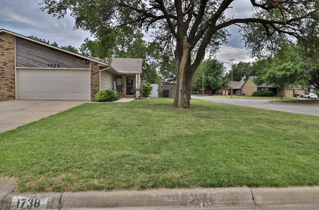 1738 S Beech Court Wichita KS 67207