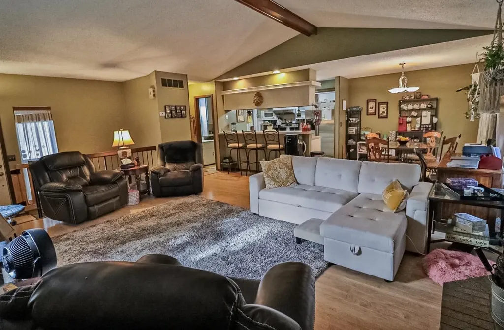 1738 S Beech Court Wichita KS 67207