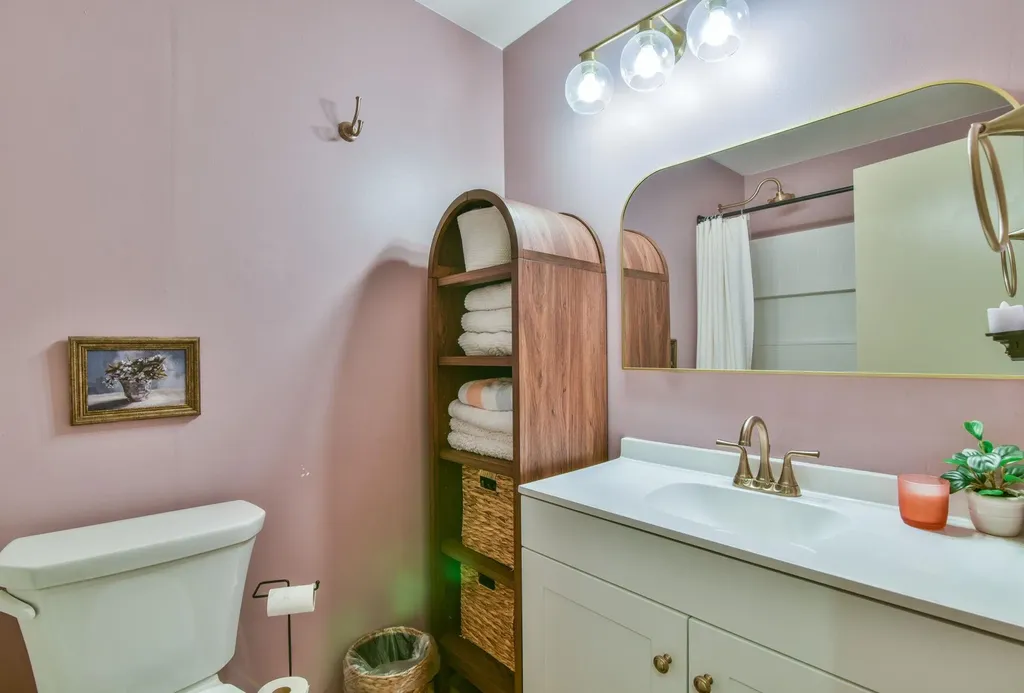 919 E Karla Haysville KS 67060
