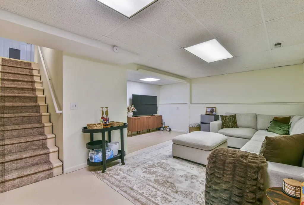919 E Karla Haysville KS 67060