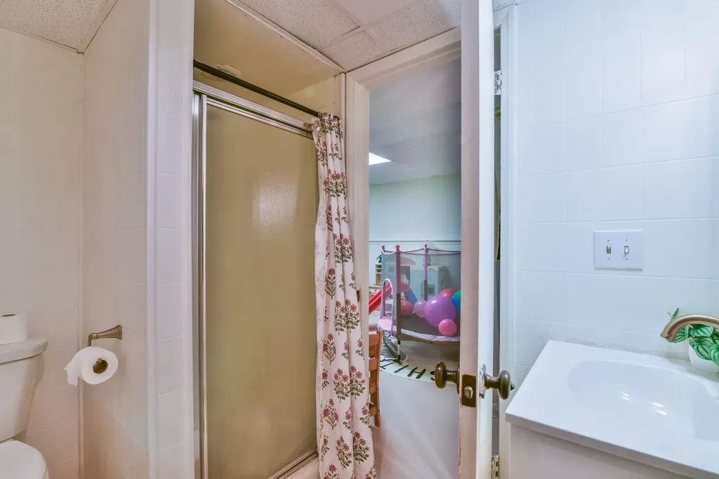 919 E Karla Haysville KS 67060