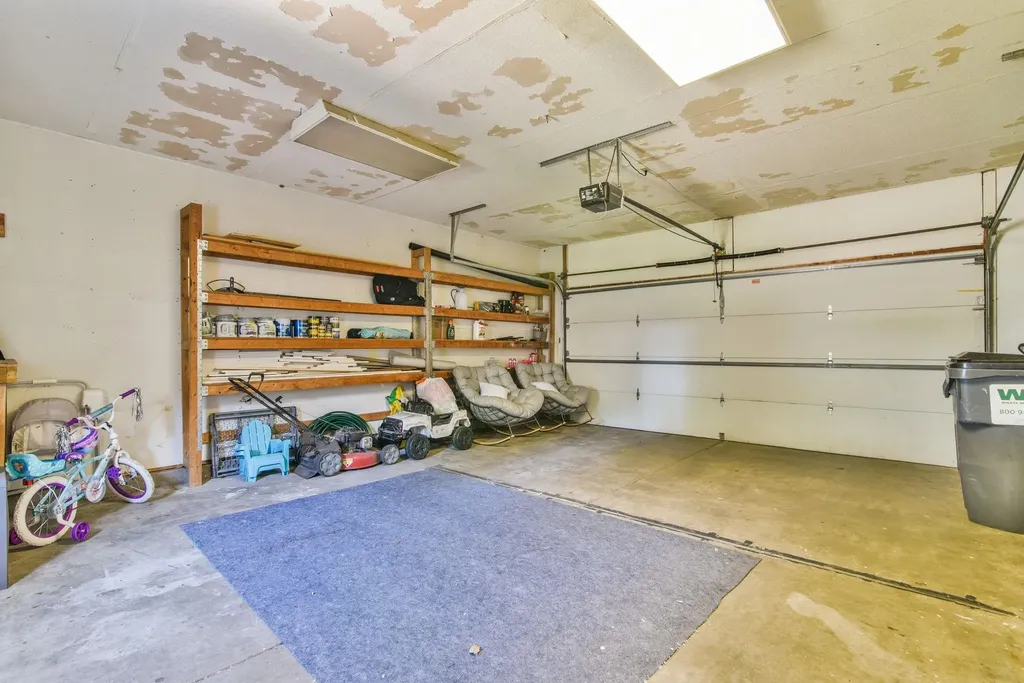 919 E Karla Haysville KS 67060