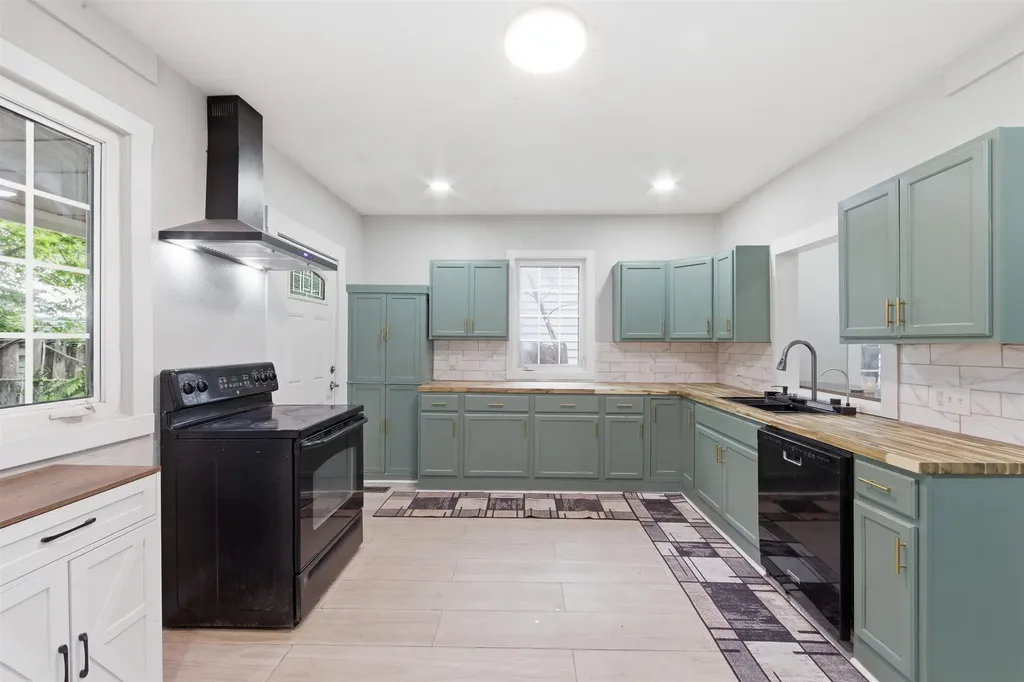 1124 S Market Wichita KS 67211