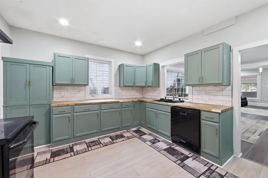 1124 S Market Wichita KS 67211
