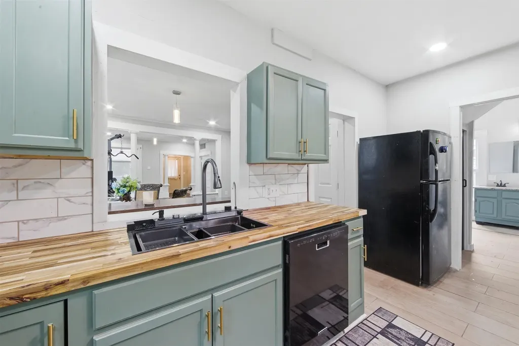 1124 S Market Wichita KS 67211