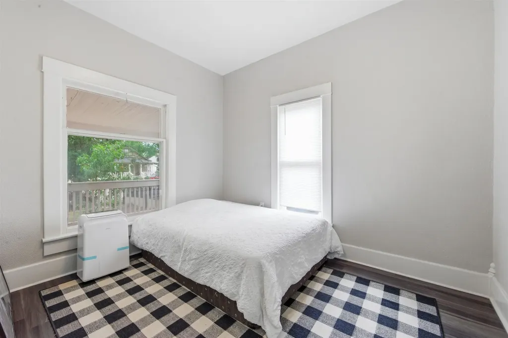 1124 S Market Wichita KS 67211