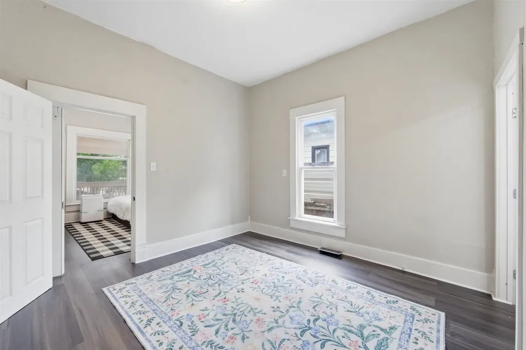 1124 S Market Wichita KS 67211