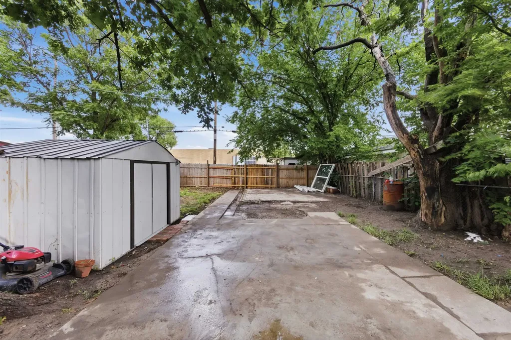 1124 S Market Wichita KS 67211