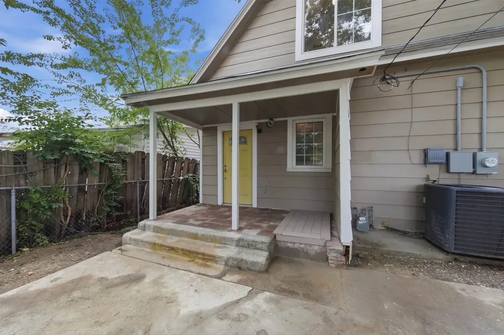 1124 S Market Wichita KS 67211