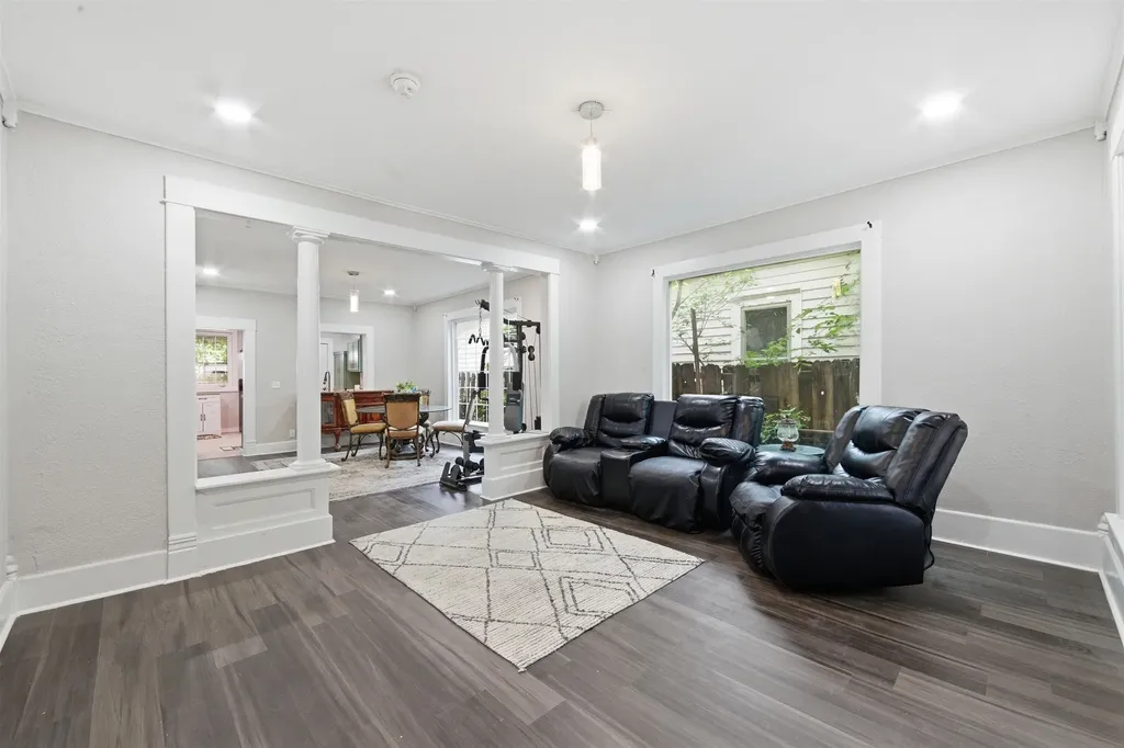 1124 S Market Wichita KS 67211
