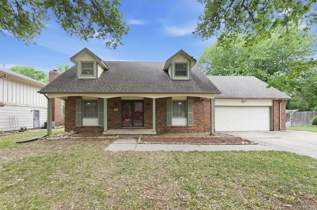1243 N Dry Creek Derby KS 67037