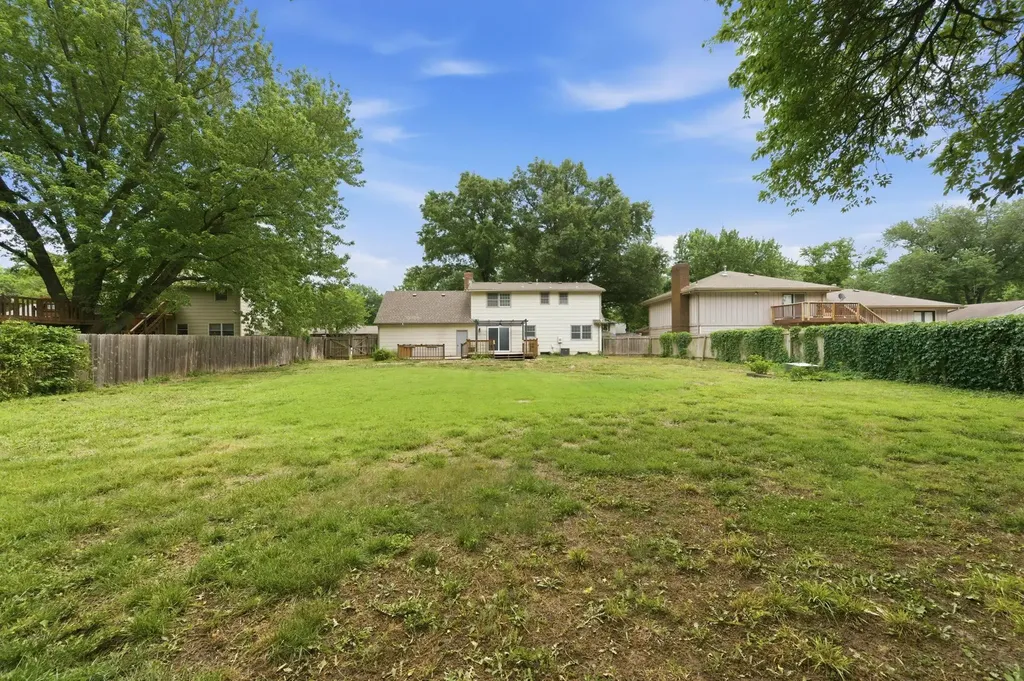 1243 N Dry Creek Derby KS 67037