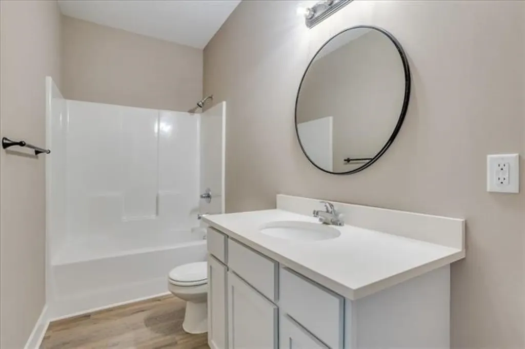 1607 S Limuel Street Wichita KS 67235