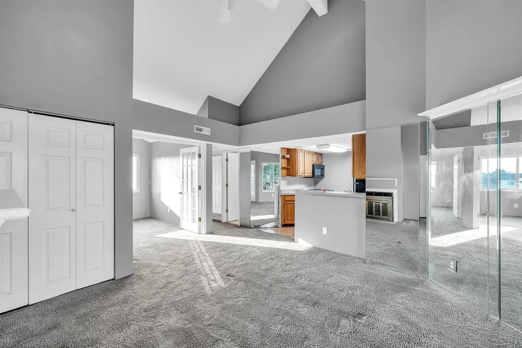 10011 E Boston Wichita KS 67207