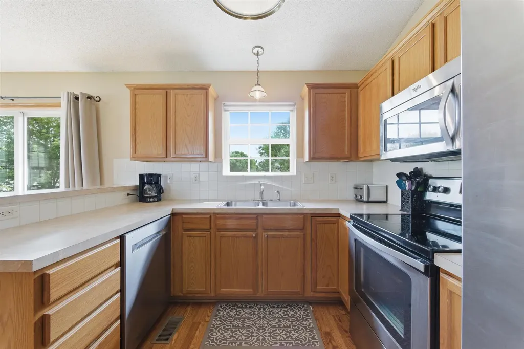 12308 E Ayesbury Circle Wichita KS 67226