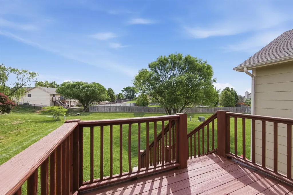 12308 E Ayesbury Circle Wichita KS 67226
