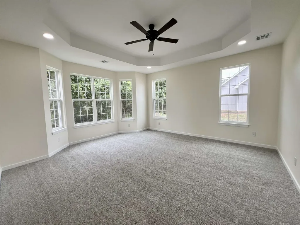 208 Castle Pines Drive Arkansas City KS 67005