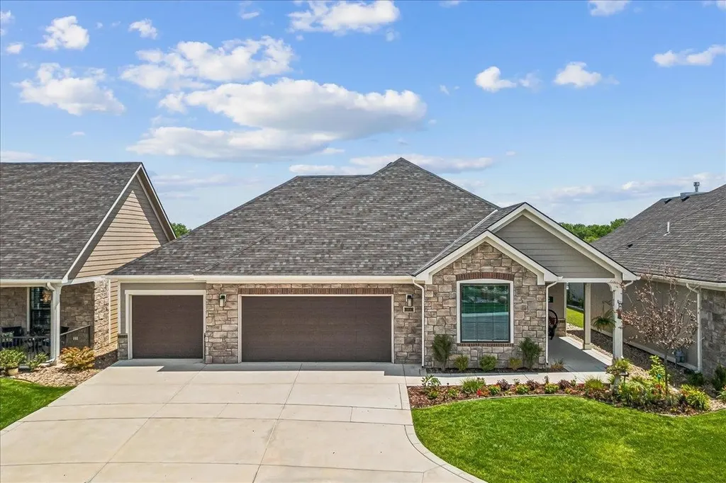 1434 S Monument Street Wichita KS 67235