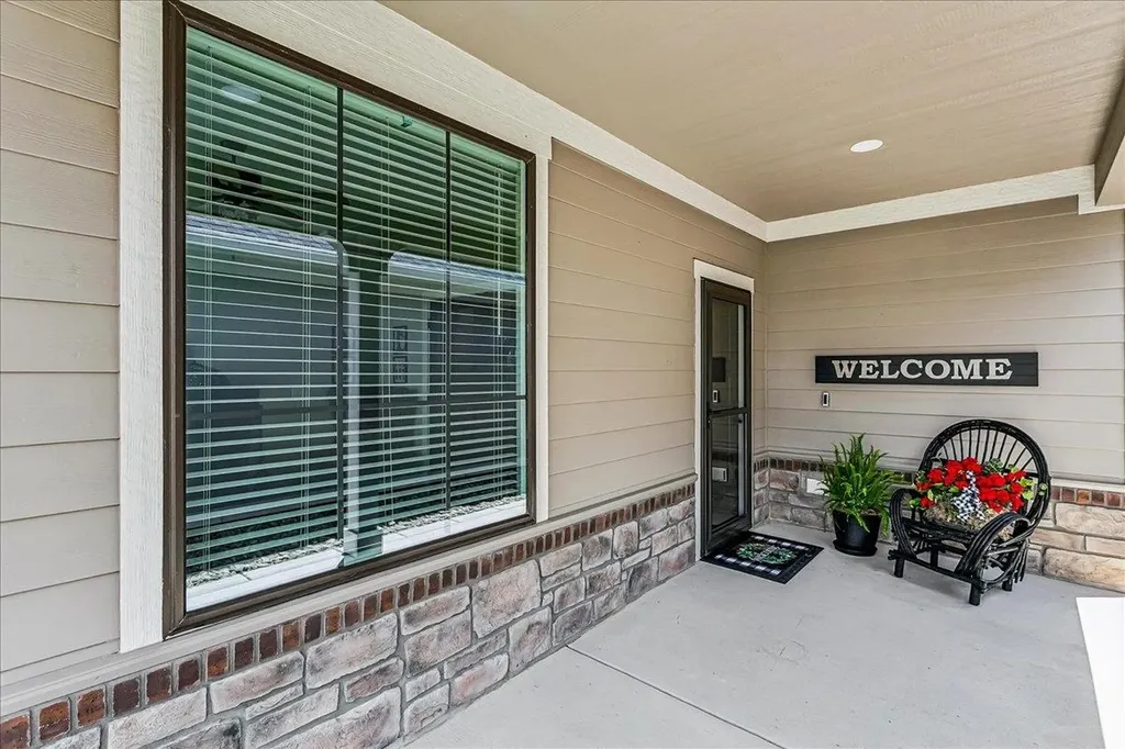 1434 S Monument Street Wichita KS 67235