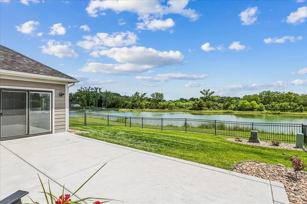 1434 S Monument Street Wichita KS 67235