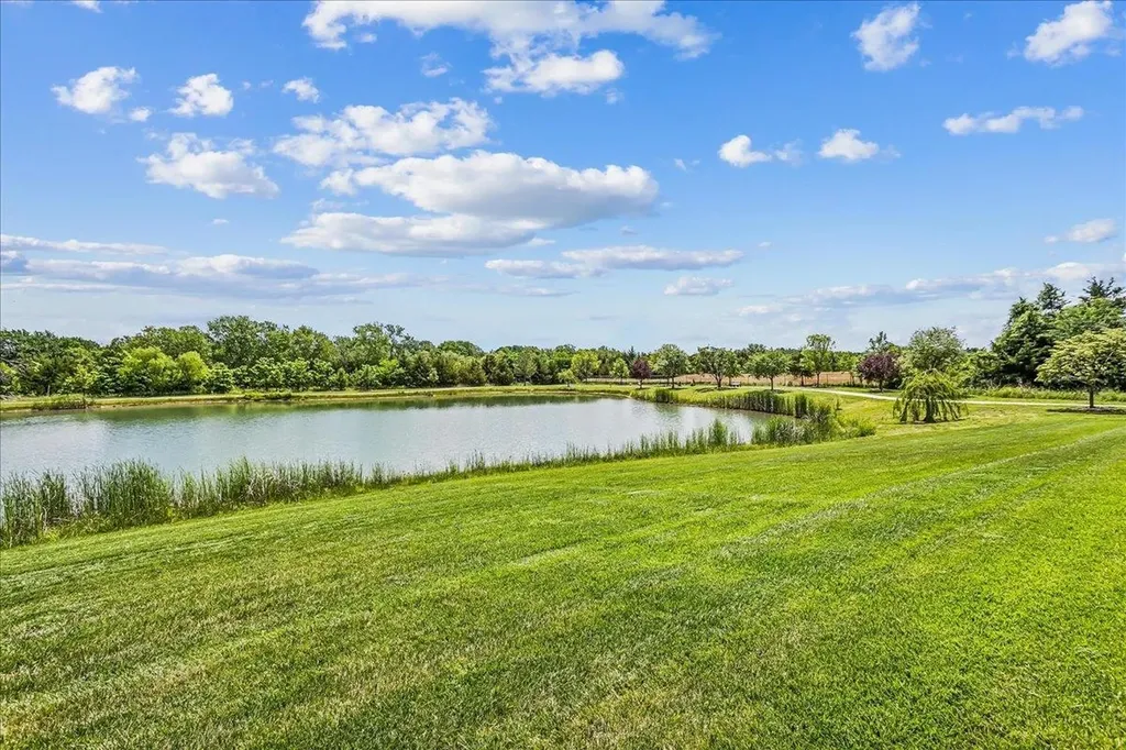 1434 S Monument Street Wichita KS 67235