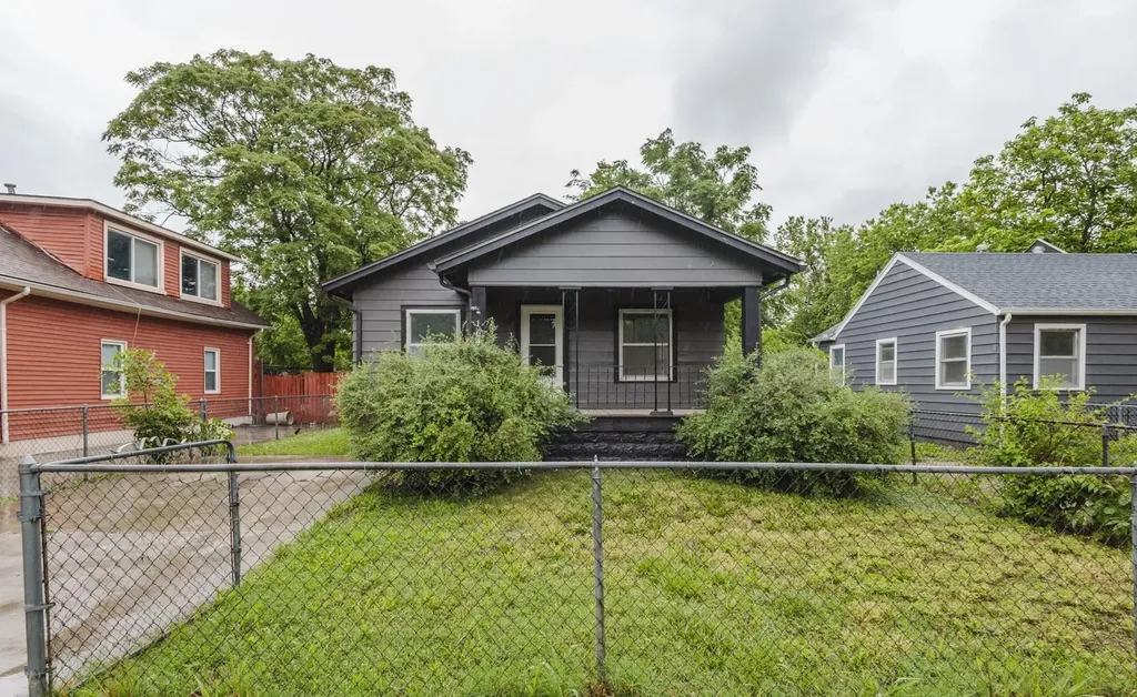 1646 S Ellis Wichita KS 67211