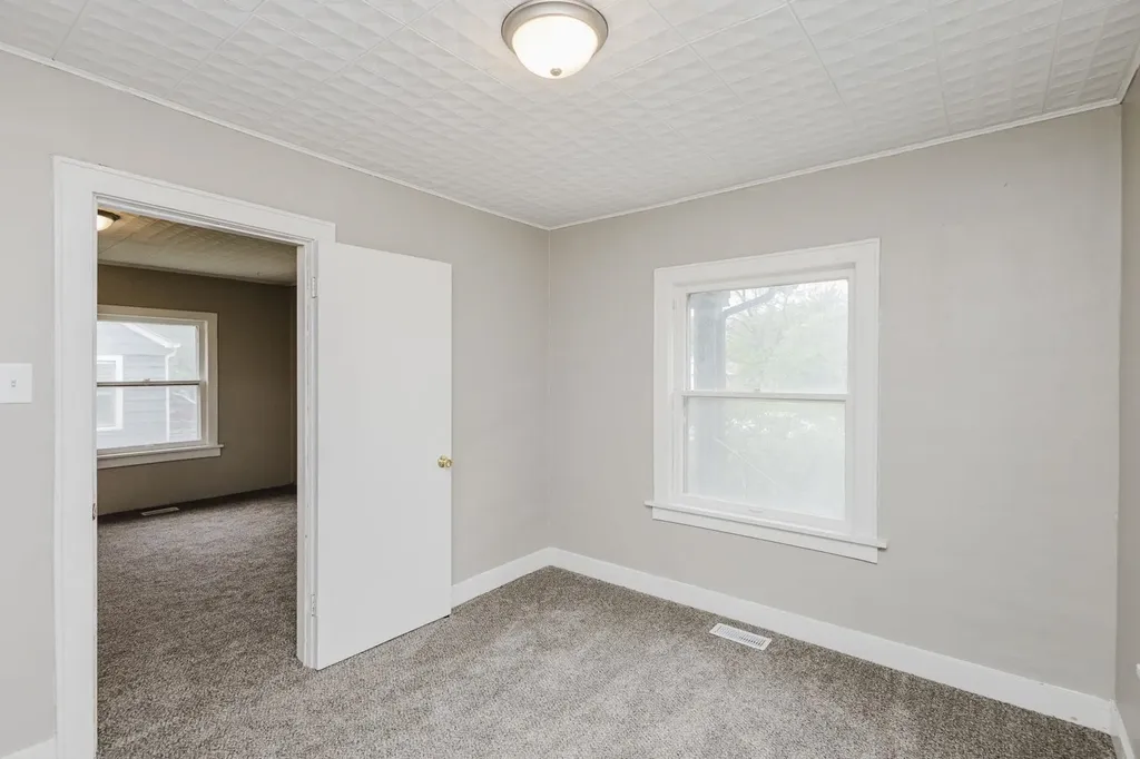 1646 S Ellis Wichita KS 67211
