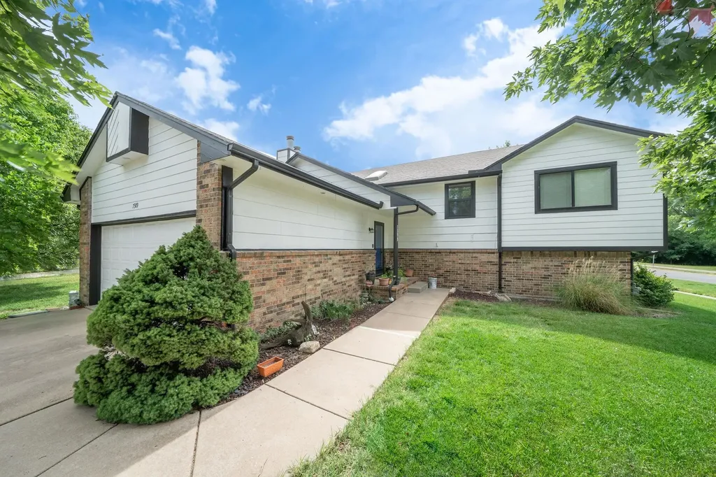 7309 E 32nd Court Wichita KS 67226