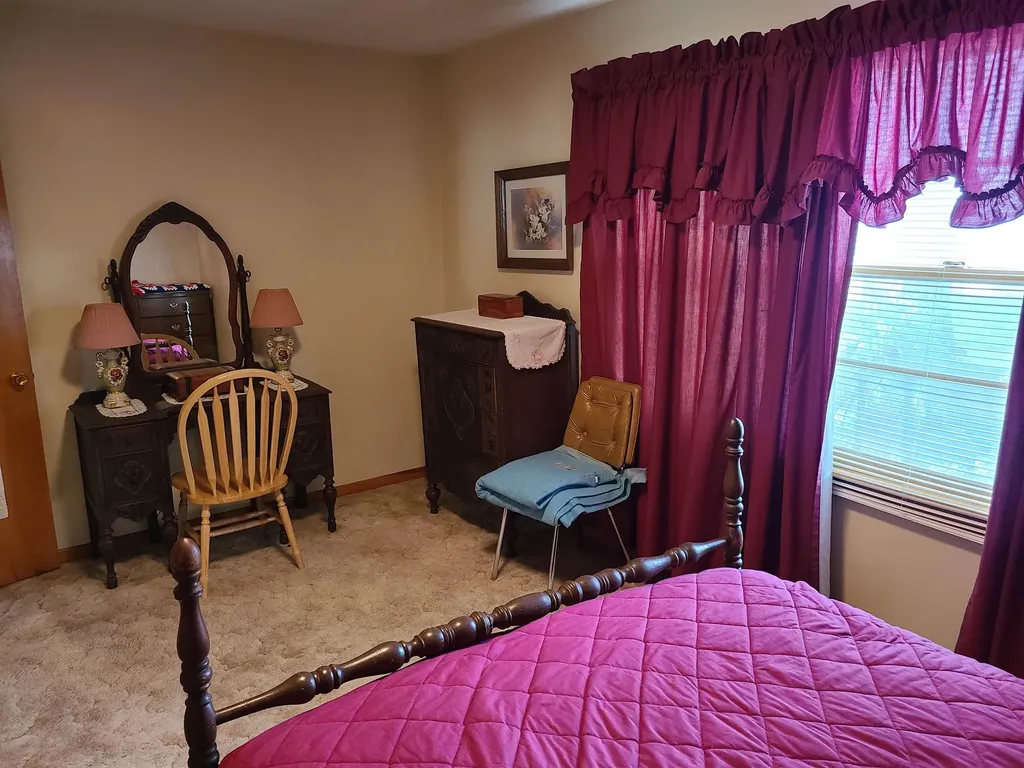 1720 Simpson Winfield KS 67156