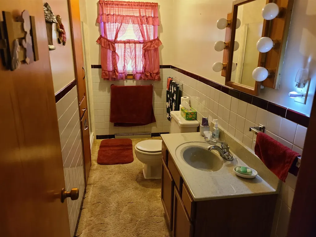 1720 Simpson Winfield KS 67156