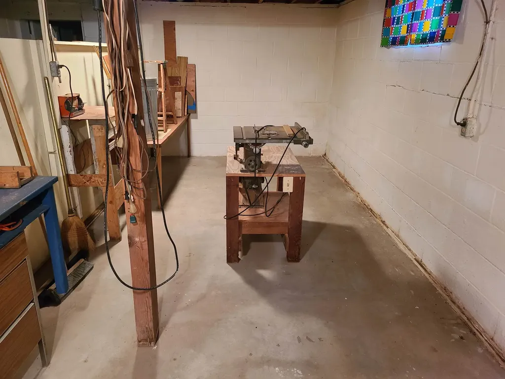 1720 Simpson Winfield KS 67156