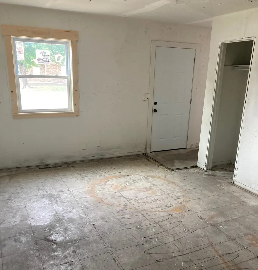 1608 E Delmar Wichita KS 67216