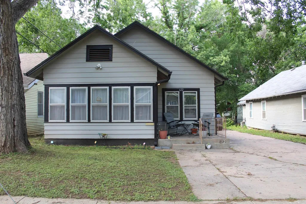 622 W Carr Avenue El Dorado KS 67042