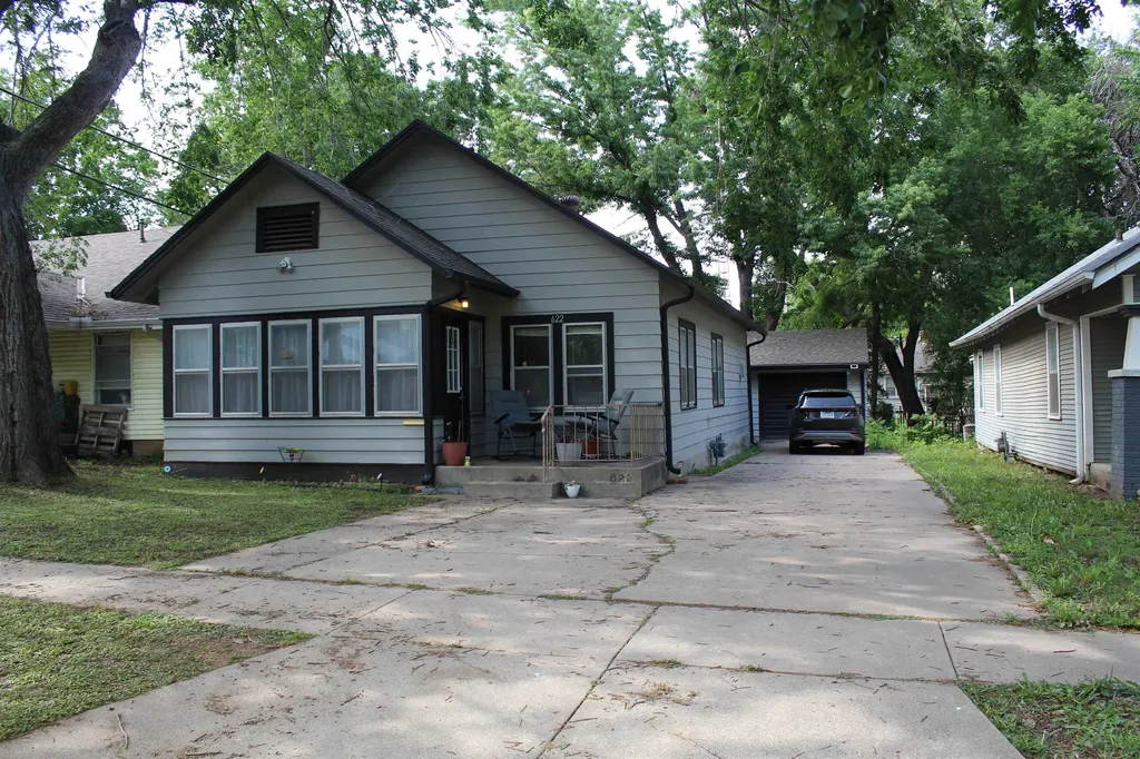 622 W Carr Avenue El Dorado KS 67042