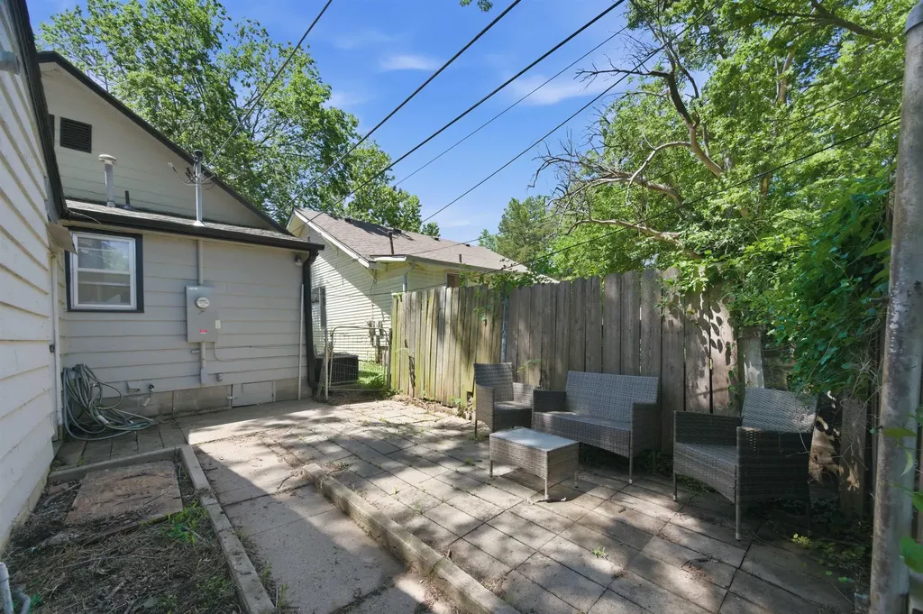 622 W Carr Avenue El Dorado KS 67042