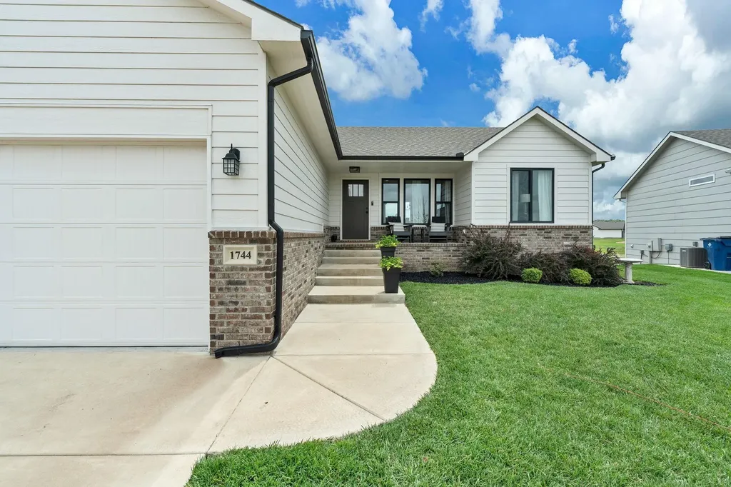 1744 N Kap Street Wichita KS 67235