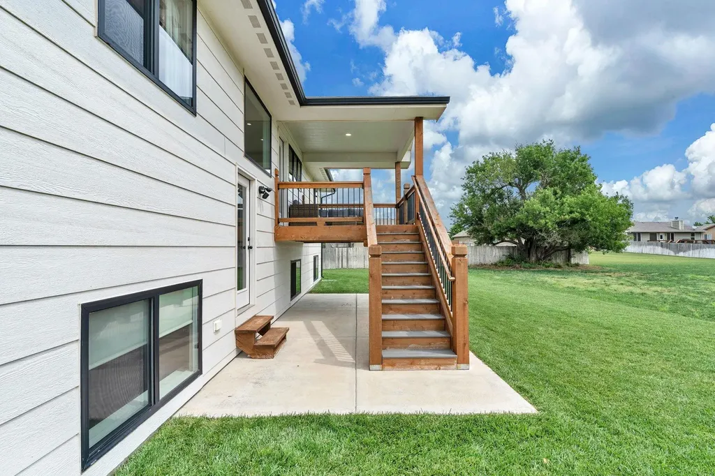 1744 N Kap Street Wichita KS 67235