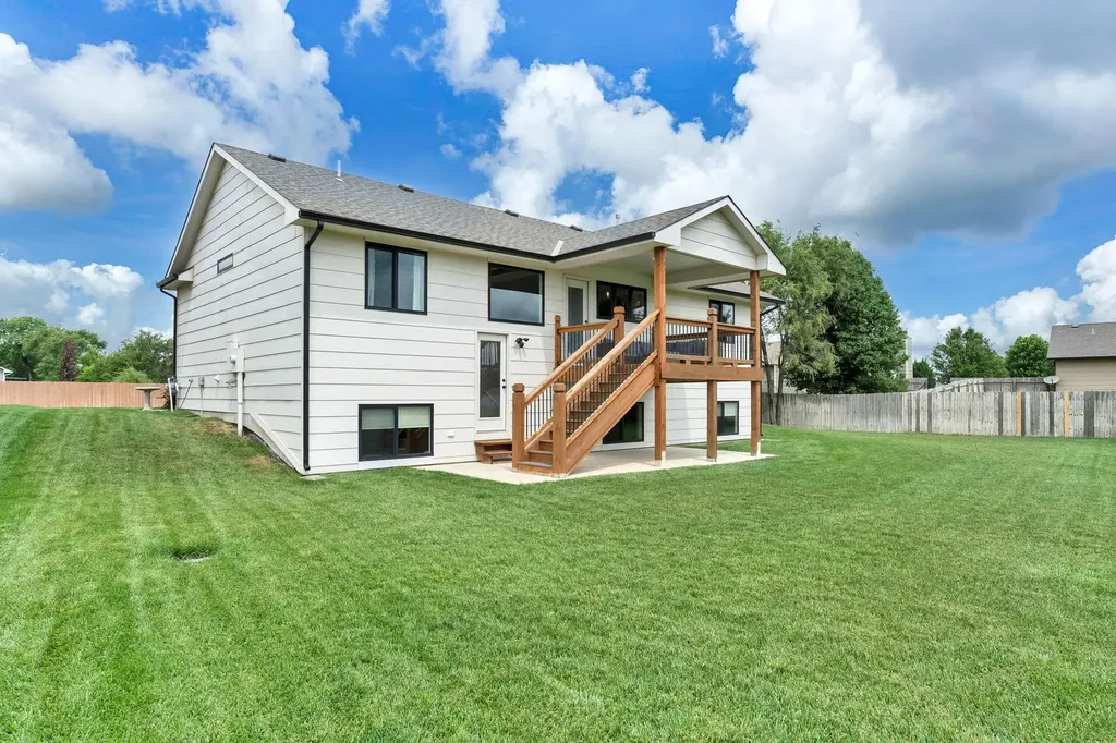 1744 N Kap Street Wichita KS 67235