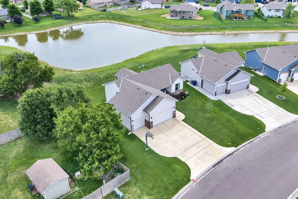 1744 N Kap Street Wichita KS 67235
