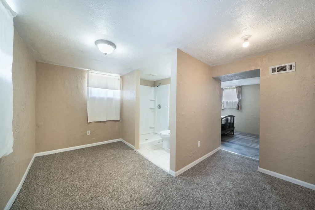 2337 S Glenn Avenue Wichita KS 67213