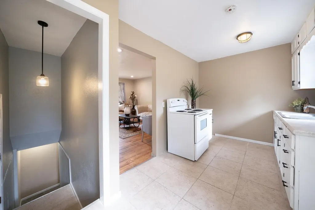 2337 S Glenn Avenue Wichita KS 67213