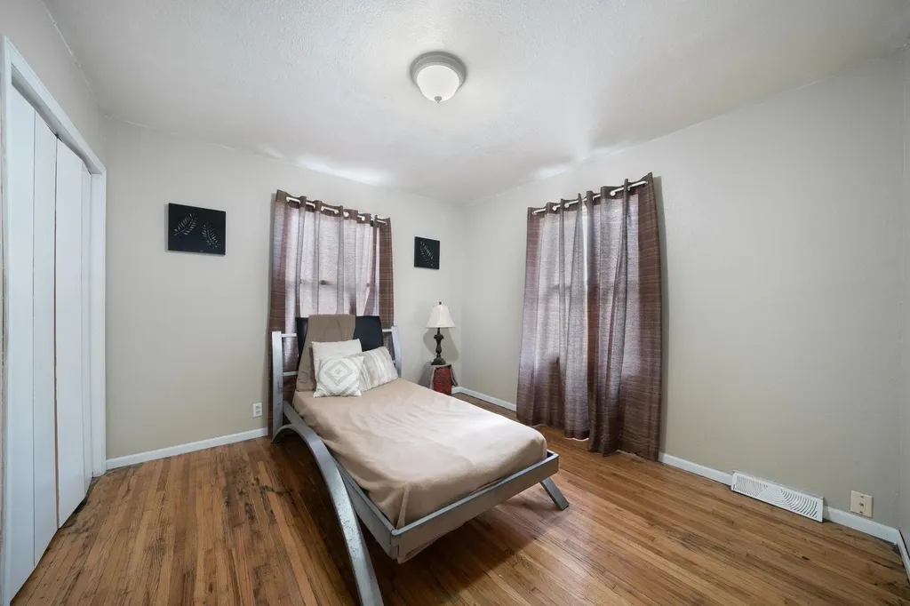 2337 S Glenn Avenue Wichita KS 67213
