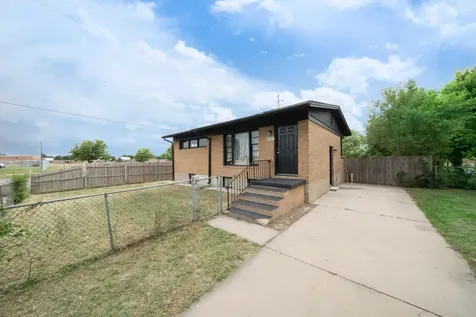 2337 S Glenn Avenue Wichita KS 67213